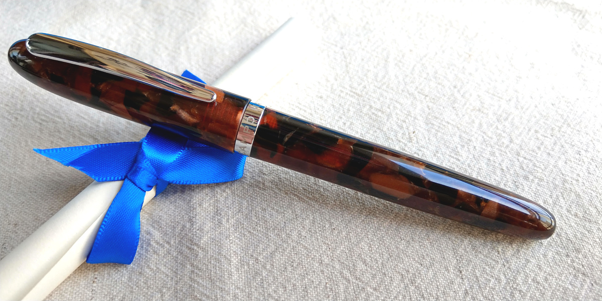 好一个姹紫嫣红campomarzio赛璐珞钢笔简评